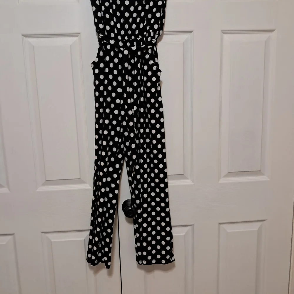 Chic Black and White Polka Dot Jumpsuit - Picture 3 of 4
